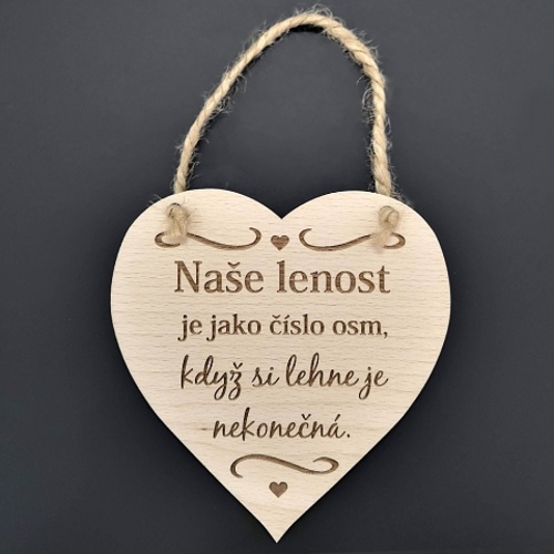 Dřevěné a proutěné dekorace - Cedule srdce Naše lenost je jako číslo ... dřevo 16cm