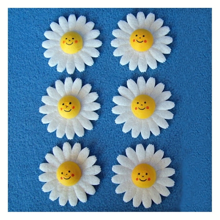 Přízdoby - Květ kopretina obličej plstěný s vatou 6ks