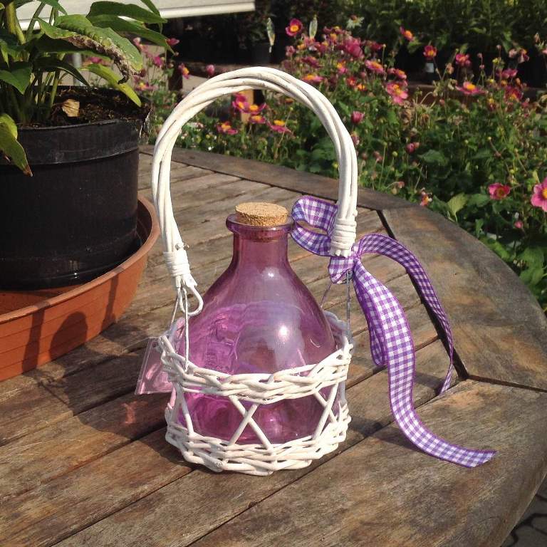 Lapač vos v košíku fialové sklo průměr 11cm-0