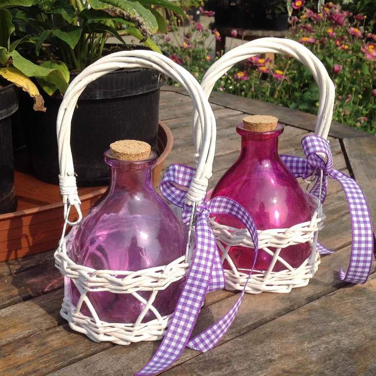 Lapač vos v košíku fialové sklo průměr 11cm-1