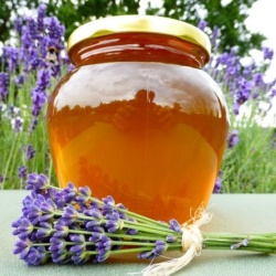 Sladké pochoutky - Med akátový 750g