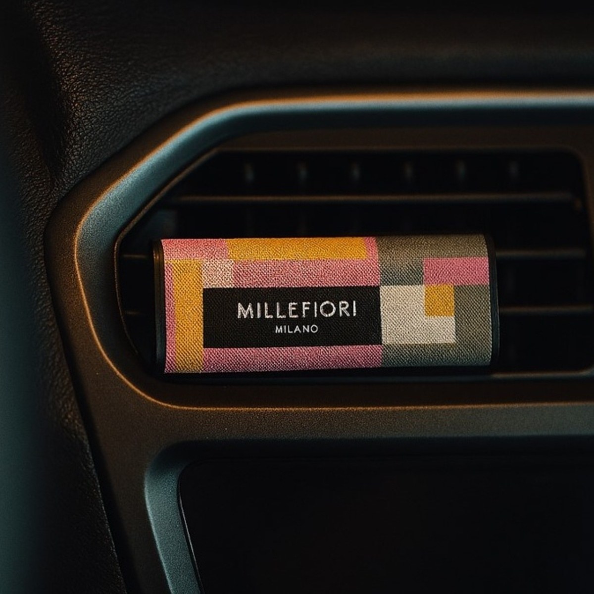 Millefiori Vůně do auta CAR TEXTIL FLORAL Ambra & Rosa-0