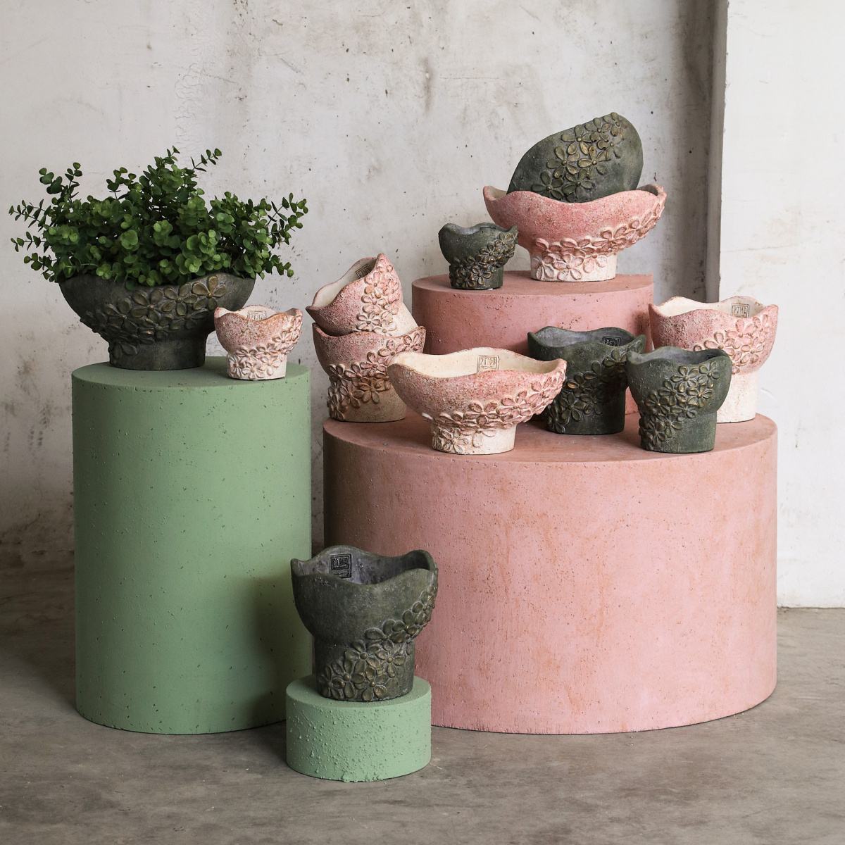 Miska cementová atypická HEENA s květy 30cm-0