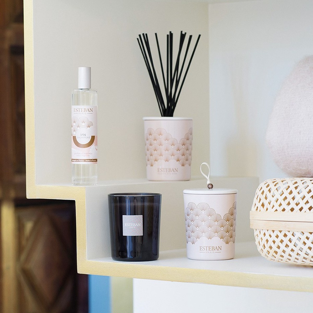 Náplň do difuzéru ESTEBAN CLASSIC Iris Cachemire 250ml-0