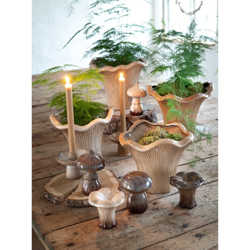 Obal atypický porcelánový KANTARELL se zvlněným okrajem 25cm-0