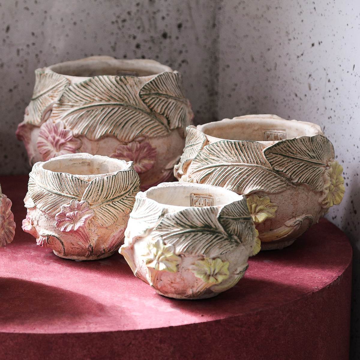 Obal na květináč cementový CASY s květy a listy 25cm-0