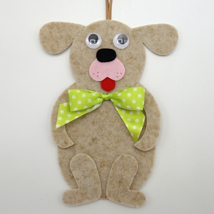 Dekorační figurky zvířat - Ozdoba pes dekor mašle plst/plast/mašle sv.hnědá 20cm