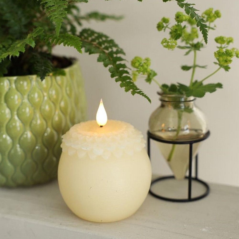 Svíčka květinová koule s LED, t.bílá na baterie krémová 9cm-0