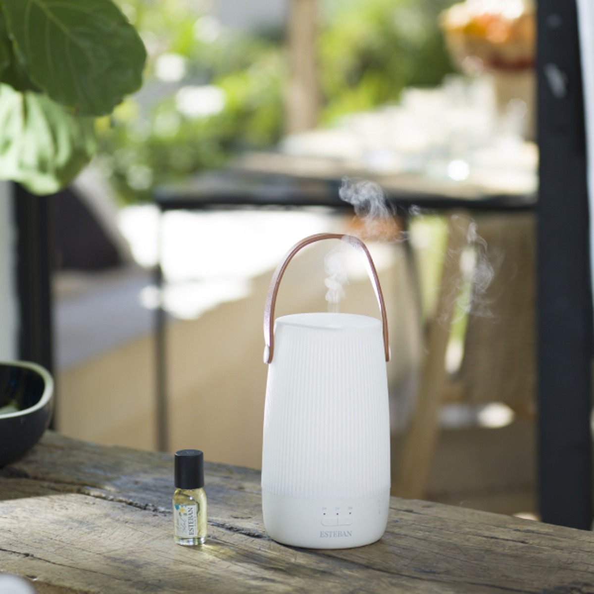 Ultrazvukový difuzér ESTEBAN LUCERNA bílý 80ml-0