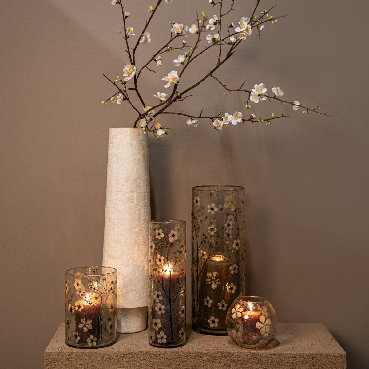 Váza skleněná GRESA s květy 42cm-1