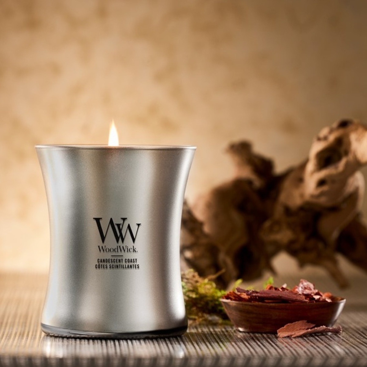 Vonná svíčka WoodWick Candescent Coast 275g-0